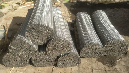 Latest company news about roestvrij staal 304 de riem van het draadnetwerk met ketting