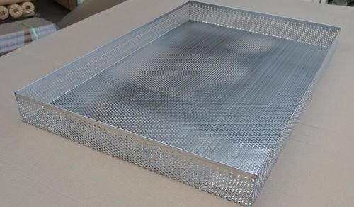 Latest company news about 550 van de geperforeerde het voedselstukken rang van het metaaldienblad