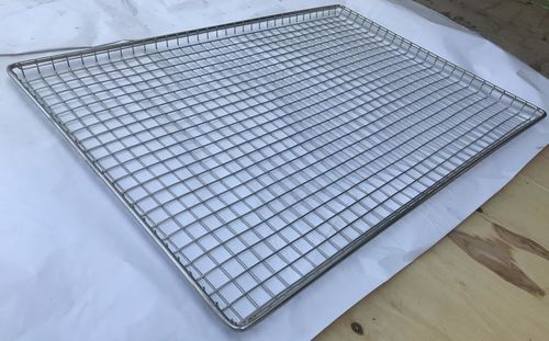 Latest company news about 880 gelast de ovendienblad van het draadnetwerk voor voedsel voor huisdieren die aan Mexico verwerken