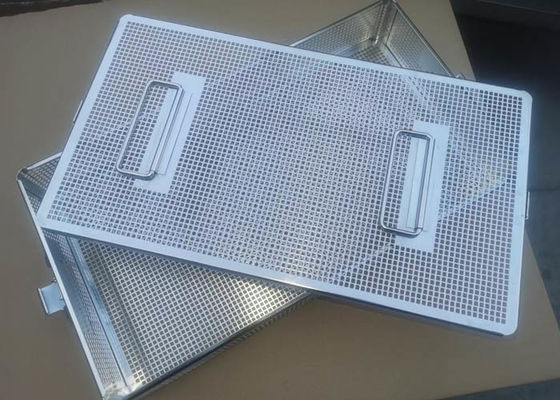 Goede prijs. Geperforeerde 316 Roestvrij staalautoclaaf Tray For Medical Sterilization online