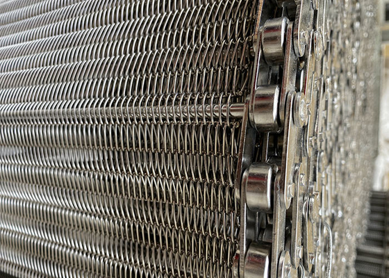 Goede prijs. 304 de Onthardingsoven van Mesh Conveyor Belt For Food van de roestvrij staaldraad online