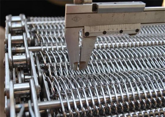 Voedselrang 0.5mm Draad Mesh Conveyor Belt 304 de Verbindingsspiraal van de Roestvrij staalketting