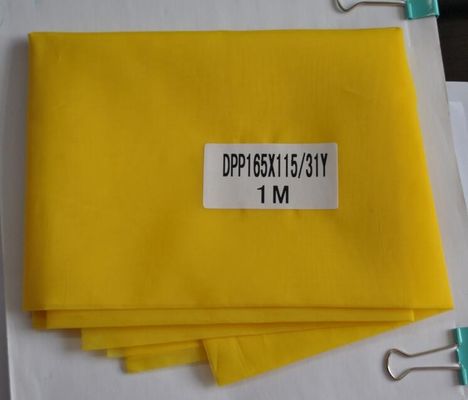 Monofilament van de serigrafiedruk Polyesternetwerk, Trek het Vastbouten -31 van 165T Gele Doek