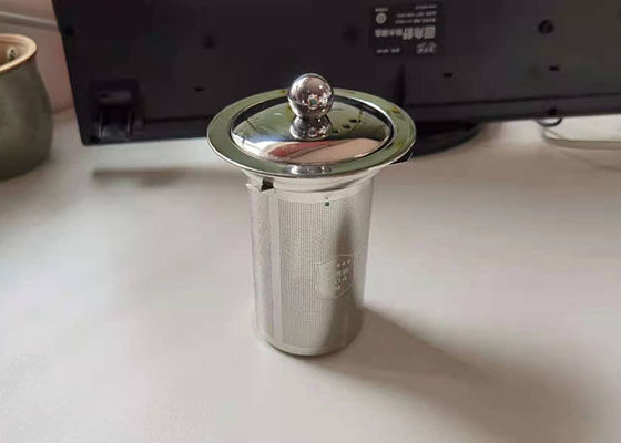 Goede prijs. De elektrolytische 304 4.5cm Thee Infuser van het Roestvrij staal Losse Blad met Deksel online